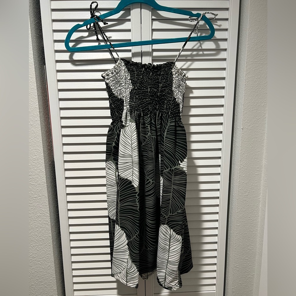 NWOT Manuhealii Kaimana Dress Aalii